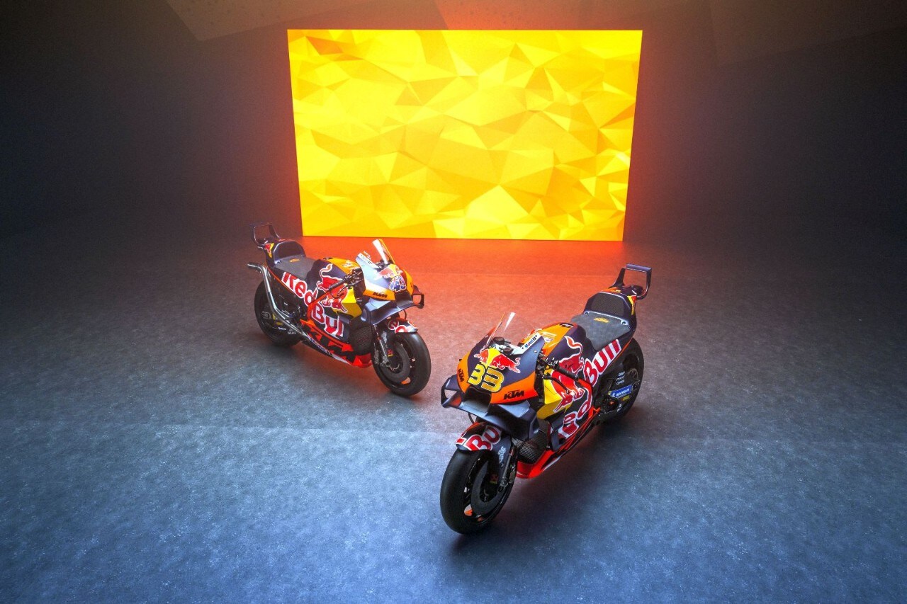MotoGP: Red Bull KTM Factory Racing 2024, giù il velo!